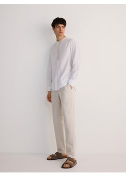 Reserved - Spodnie chino slim z lnem - beżowy ze sklepu Reserved w kategorii Spodnie męskie - zdjęcie 174082648
