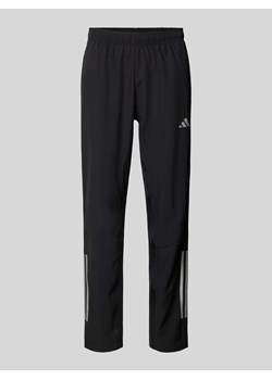 Spodnie treningowe o kroju regular fit z kieszeniami zapinanymi na zamek błyskawiczny ze sklepu Peek&Cloppenburg  w kategorii Spodnie męskie - zdjęcie 174088209