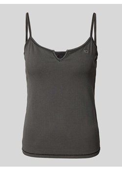 Top na ramiączkach z efektem prążkowania ze sklepu Peek&Cloppenburg  w kategorii Bluzki damskie - zdjęcie 174088335