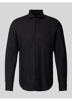 Koszula biznesowa o kroju slim fit z fakturowanym wzorem ze sklepu Peek&Cloppenburg  w kategorii Koszule męskie - zdjęcie 174088428