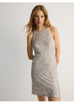 Reserved - Cekinowa sukienka mini - beżowy ze sklepu Reserved w kategorii Sukienki - zdjęcie 174115546