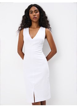 Mohito - Jeansowa sukienka midi - biały ze sklepu Mohito w kategorii Sukienki - zdjęcie 174123037