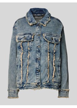 Kurtka jeansowa z kieszeniami z patką na piersi model ‘JENICE’ ze sklepu Peek&Cloppenburg  w kategorii Kurtki damskie - zdjęcie 174127476