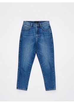 Mohito - Jeansy mom fit - niebieski ze sklepu Mohito w kategorii Jeansy damskie - zdjęcie 174134855