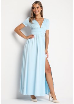 Niebieska  Rozkloszowana Sukienka Maxi z Głębokim Dekoltem z Rozcięciem Wyla ze sklepu Born2be Odzież w kategorii Sukienki - zdjęcie 174139148