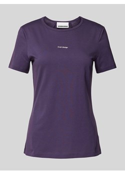 T-shirt z nadrukiem z napisem model ‘EBAANORA EXCEPT CHANGE’ ze sklepu Peek&Cloppenburg  w kategorii Bluzki damskie - zdjęcie 174140167