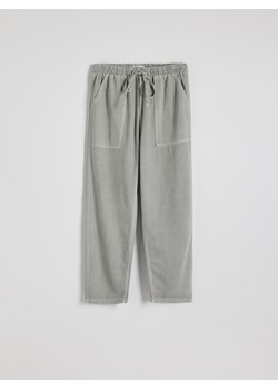 Reserved - Spodnie z bawełną i lyocellem - jasnoszary ze sklepu Reserved w kategorii Spodnie damskie - zdjęcie 174148066