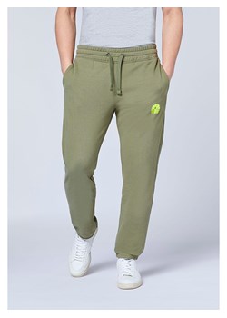 Chiemsee Spodnie dresowe &quot;Zwiko&quot; w kolorze khaki ze sklepu Limango Polska w kategorii Spodnie męskie - zdjęcie 174149218