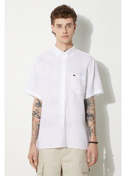 Lacoste koszula lniana kolor biały regular z kołnierzykiem button-down ze sklepu PRM w kategorii Koszule męskie - zdjęcie 174161208