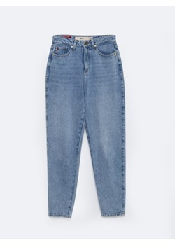 Jeansy damskie mom jeans z linii Authentic niebieske Silla 120 ze sklepu Big Star w kategorii Jeansy damskie - zdjęcie 174162696