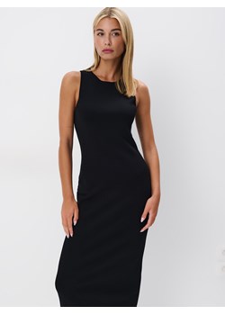 Mohito - Dopasowana czarna sukienka midi - czarny ze sklepu Mohito w kategorii Sukienki - zdjęcie 174163466
