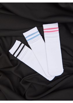Sinsay - Skarpetki 3 pack - wielobarwny ze sklepu Sinsay w kategorii Skarpetki dziecięce - zdjęcie 174165607