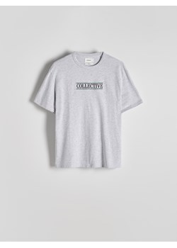 Reserved - T-shirt loose fit z haftem - jasnoszary ze sklepu Reserved w kategorii T-shirty męskie - zdjęcie 174176935