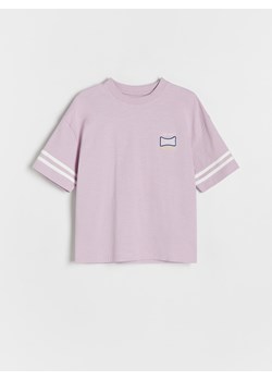 Reserved - T-shirt oversize z haftem - lawendowy ze sklepu Reserved w kategorii T-shirty chłopięce - zdjęcie 174180927