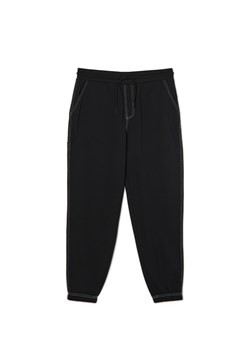 Cropp - Czarne joggery z białym przeszyciem - czarny ze sklepu Cropp w kategorii Spodnie męskie - zdjęcie 174289527
