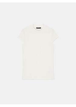 Mohito - Dopasowany t-shirt - kremowy ze sklepu Mohito w kategorii Bluzki damskie - zdjęcie 174292425