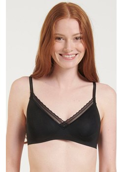 Sloggi czarny miękki biustonosz Body Adapt Twist Soft bra 10214595, Kolor czarny, Rozmiar L, Sloggi ze sklepu Intymna w kategorii Biustonosze - zdjęcie 174322807