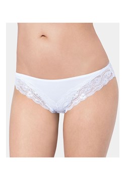 Triumph Lovely Micro Tai figi 10182556, Kolor biały, Rozmiar L, Triumph ze sklepu Intymna w kategorii Majtki damskie - zdjęcie 174324655
