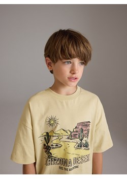 Reserved - T-shirt oversize z nadrukiem - złamana biel ze sklepu Reserved w kategorii T-shirty chłopięce - zdjęcie 174328816