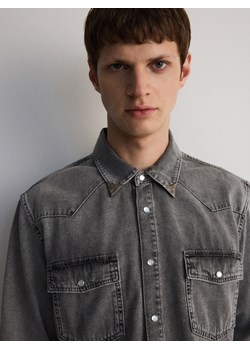 Reserved - Jeansowa koszula comfort fit - jasnoszary ze sklepu Reserved w kategorii Koszule męskie - zdjęcie 174329087