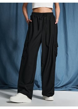 Sinsay - Spodnie - czarny ze sklepu Sinsay w kategorii Spodnie damskie - zdjęcie 174333768