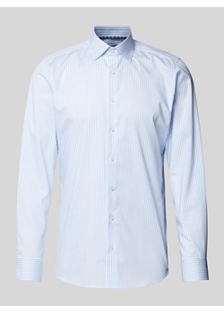 Koszula biznesowa o kroju slim fit z kołnierzykiem typu kent ze sklepu Peek&Cloppenburg  w kategorii Koszule męskie - zdjęcie 174372836