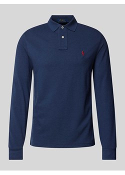 Koszulka polo o kroju custom slim fit z wyhaftowanym logo ze sklepu Peek&Cloppenburg  w kategorii T-shirty męskie - zdjęcie 174373035