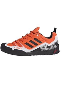 Buty adidas Terrex Swift Solo 2 HR1302 pomarańczowe ze sklepu ButyModne.pl w kategorii Buty sportowe męskie - zdjęcie 174518466