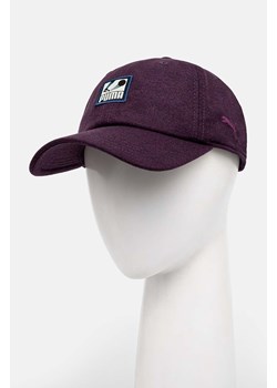 Puma czapka z daszkiem Classics Graphic Dad Cap kolor fioletowy z aplikacją 025490 ze sklepu PRM w kategorii Czapki z daszkiem damskie - zdjęcie 174537826