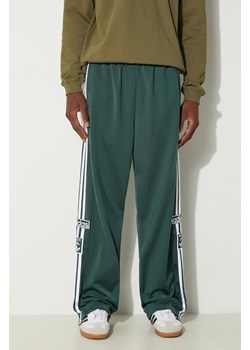 adidas Originals spodnie dresowe Adibreak kolor zielony z aplikacją IY9928 ze sklepu PRM w kategorii Spodnie męskie - zdjęcie 174538107