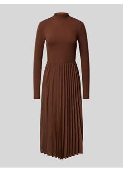 Sukienka midi z plisami ze sklepu Peek&Cloppenburg  w kategorii Sukienki - zdjęcie 174557138