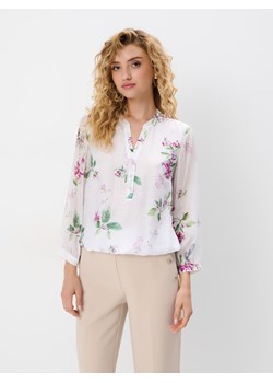 Mohito - Biała bluzka w kwiaty - biały ze sklepu Mohito w kategorii Bluzki damskie - zdjęcie 174561475