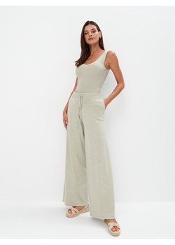 Mohito - Dzianinowe spodnie - oliwkowy ze sklepu Mohito w kategorii Spodnie damskie - zdjęcie 174568839
