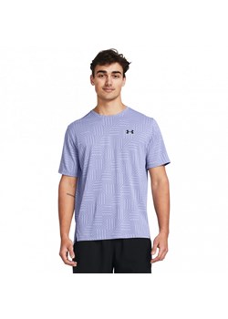 Męska koszulka treningowa Under Armour UA Tech Vent Geotessa SS - fioletowa ze sklepu Sportstylestory.com w kategorii T-shirty męskie - zdjęcie 174572507