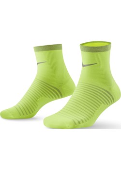Krótkie skarpety do biegania Nike Spark Lightweight - Żółty ze sklepu Nike poland w kategorii Skarpetki damskie - zdjęcie 174573307