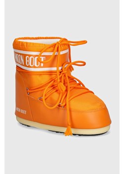 Moon Boot śniegowce MB ICON LOW NYLON kolor pomarańczowy 80D1409340 C001 ze sklepu PRM w kategorii Śniegowce damskie - zdjęcie 174574507