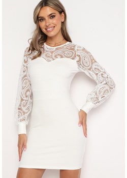 Biała Sukienka z Ażurowym Dekoltem i Rękawami Nevetallia ze sklepu Born2be Odzież w kategorii Sukienki - zdjęcie 174580398