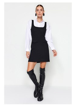 trendyol Sukienka w kolorze czarnym ze sklepu Limango Polska w kategorii Sukienki - zdjęcie 174581355
