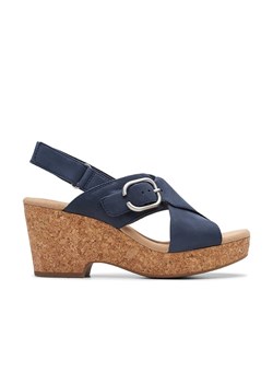 Clarks Skórzane sandały &quot;Giselle Dove&quot; w kolorze granatowym na obcasie ze sklepu Limango Polska w kategorii Espadryle damskie - zdjęcie 174596156