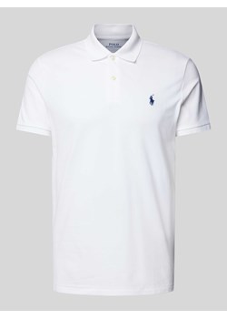 Koszulka polo o kroju tailored fit z wyhaftowanym logo ze sklepu Peek&Cloppenburg  w kategorii T-shirty męskie - zdjęcie 174611817