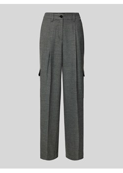Spodnie materiałowe z szeroką nogawką i zakładkami w pasie ze sklepu Peek&Cloppenburg  w kategorii Spodnie damskie - zdjęcie 174620897