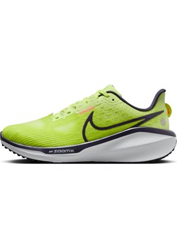 Damskie buty do biegania po asfalcie Nike Vomero 17 - Zieleń ze sklepu Nike poland w kategorii Buty sportowe damskie - zdjęcie 174621366