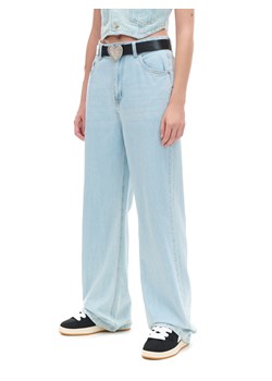 Cropp - Jasne jeansy retro wide leg - niebieski ze sklepu Cropp w kategorii Jeansy damskie - zdjęcie 174642976