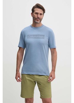 Calvin Klein t-shirt bawełniany męski kolor niebieski z nadrukiem K10K113590 ze sklepu ANSWEAR.com w kategorii T-shirty męskie - zdjęcie 174647786