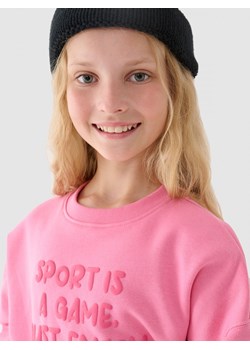 Dziewczęca bluza dresowa nierozpinana bez kaptura 4F 4FJRAW24TSWSF1791 - różowa ze sklepu Sportstylestory.com w kategorii Bluzy dziewczęce - zdjęcie 174652755