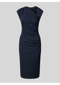 Sukienka o długości do kolan z wszytym zamkiem błyskawicznym model ‘KEHLANI’ ze sklepu Peek&Cloppenburg  w kategorii Sukienki - zdjęcie 174674476