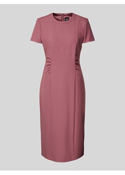 Sukienka etui z okrągłym dekoltem ze sklepu Peek&Cloppenburg  w kategorii Sukienki - zdjęcie 174675695