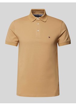 Koszulka polo o kroju slim fit z wyhaftowanym logo ze sklepu Peek&Cloppenburg  w kategorii T-shirty męskie - zdjęcie 174689478