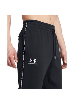 Męskie spodnie dresowe Under Armour UA Icon Fleece Jogger Taping - czarne ze sklepu Sportstylestory.com w kategorii Spodnie męskie - zdjęcie 174694348