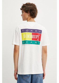 Tommy Jeans t-shirt bawełniany męski kolor beżowy z nadrukiem DM0DM18527 ze sklepu ANSWEAR.com w kategorii T-shirty męskie - zdjęcie 174704225